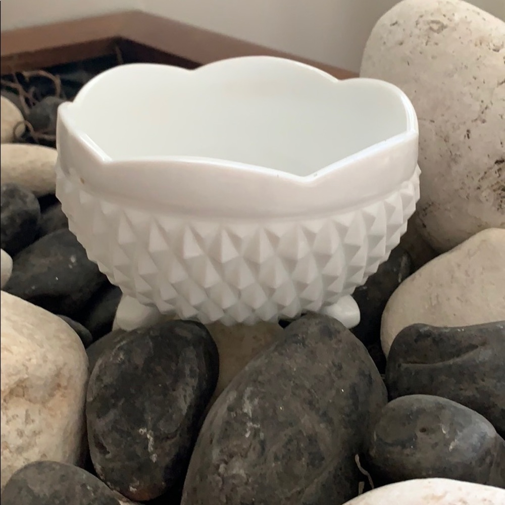 Vintage Diamond Point Milk glass Bowl